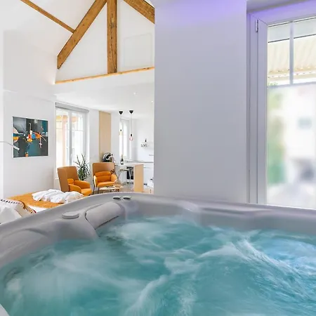 Relax Spa, Avec Jacuzzi A Lejlighed
