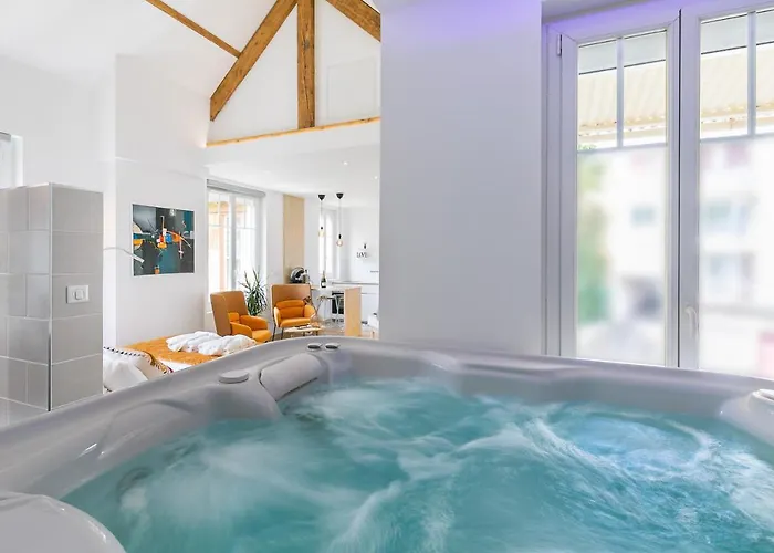 Relax Spa, Avec Jacuzzi A Daire